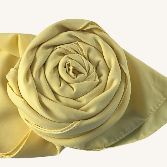 Hijab soie de Médine jaune foulard fluide lumineux — AMEENA boutique islamique française