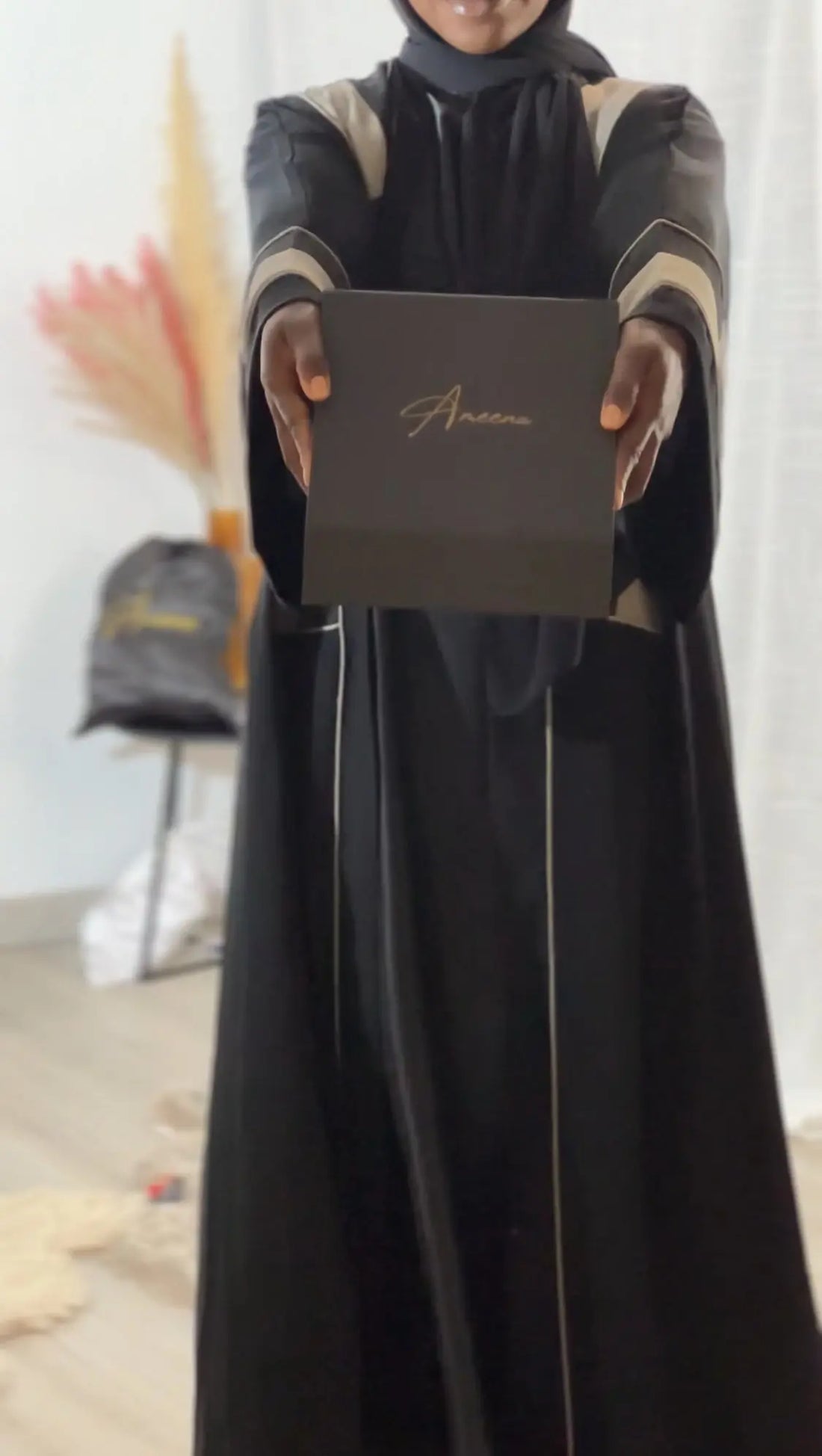 Comment entretenir les hijabs de ta Hijab Box pour les garder comme neufs AMEENA