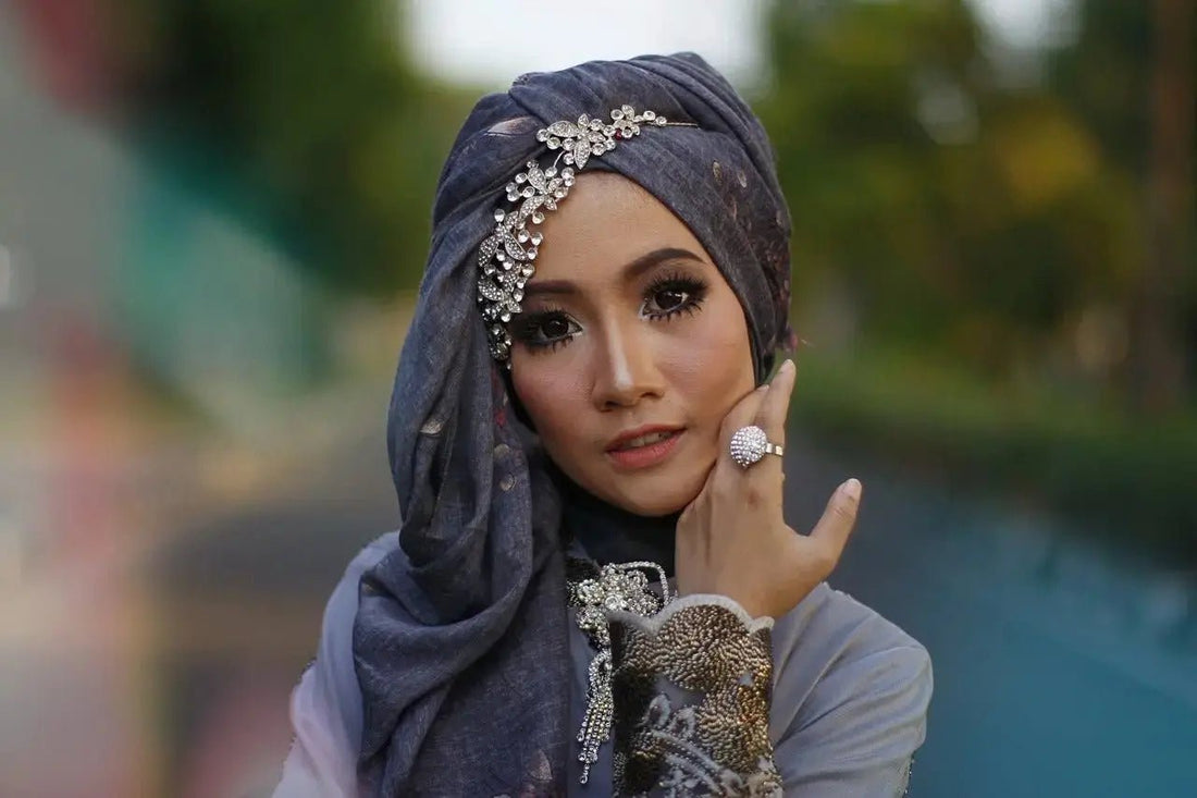 Comment intégrer le Hijab dans votre Style Vestimentaire AMEENA