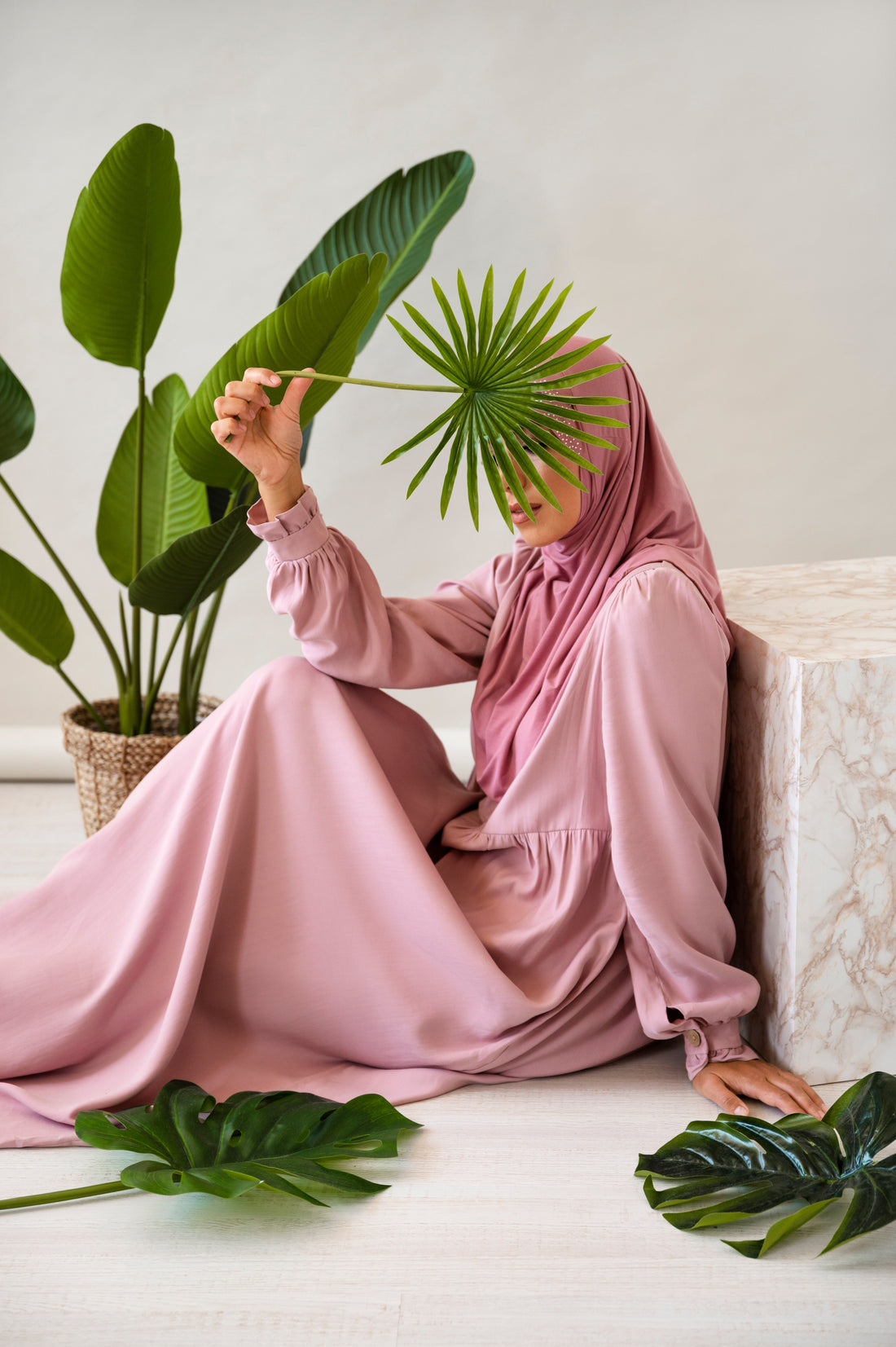 Hijab soie de Médine : élégance, pudeur et confort au quotidien | AMEENA
