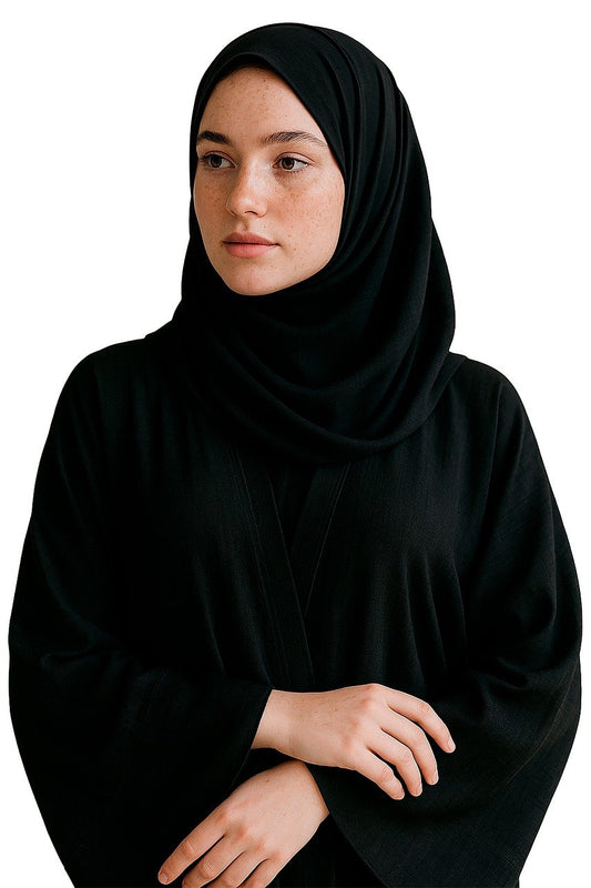 L’art du layering : superposer vos pièces pour un look moderne et pudique | AMEENA