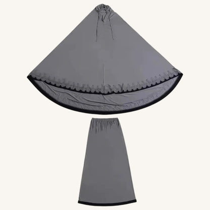 Ensemble prière malaisien gris Telekung sobre tissu léger — AMEENA boutique islamique