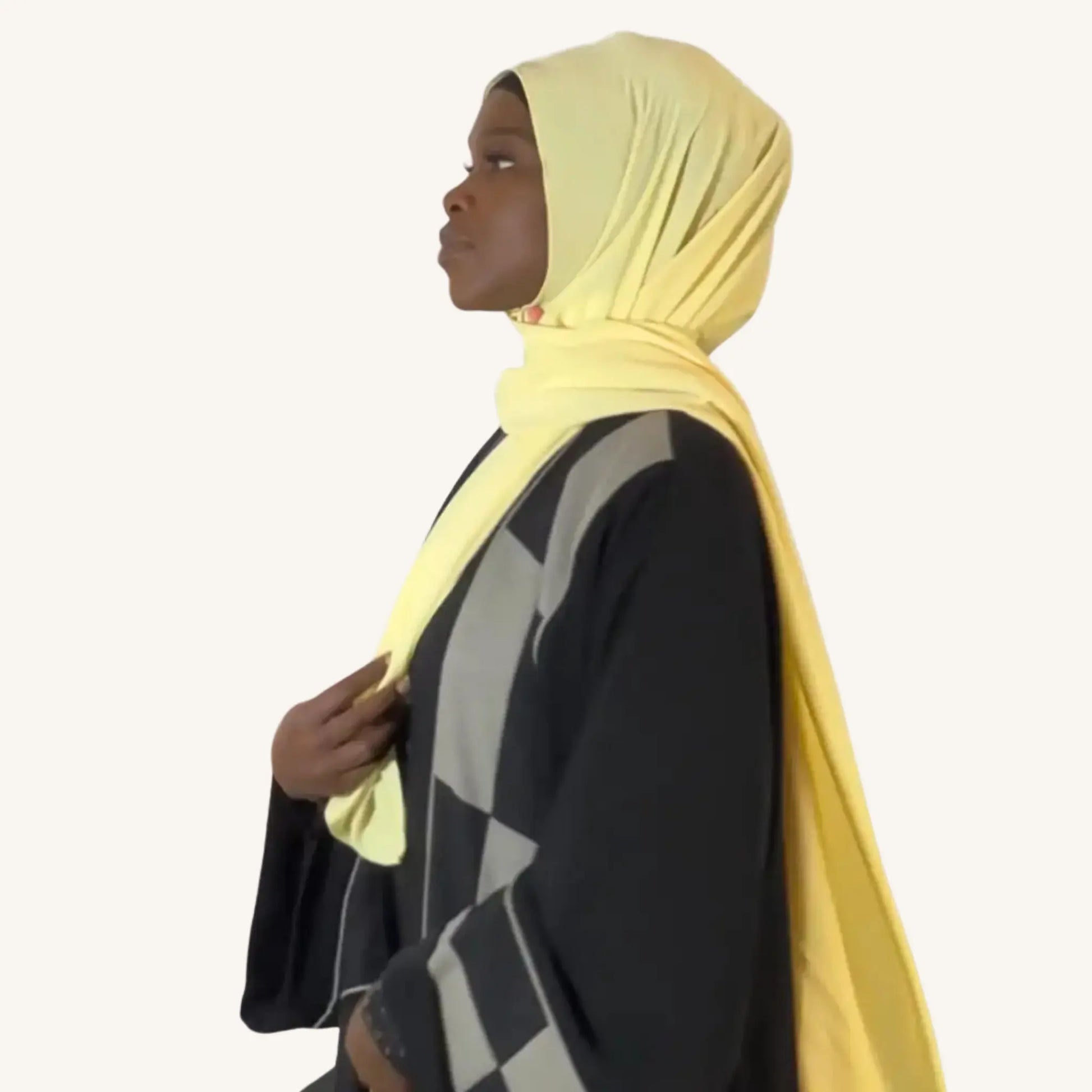 Hijab soie de Médine jaune foulard fluide lumineux — AMEENA boutique islamique française