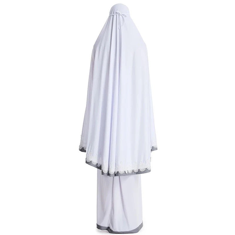 Ensemble de prière malaisien — Telekung brodé | AMEENA