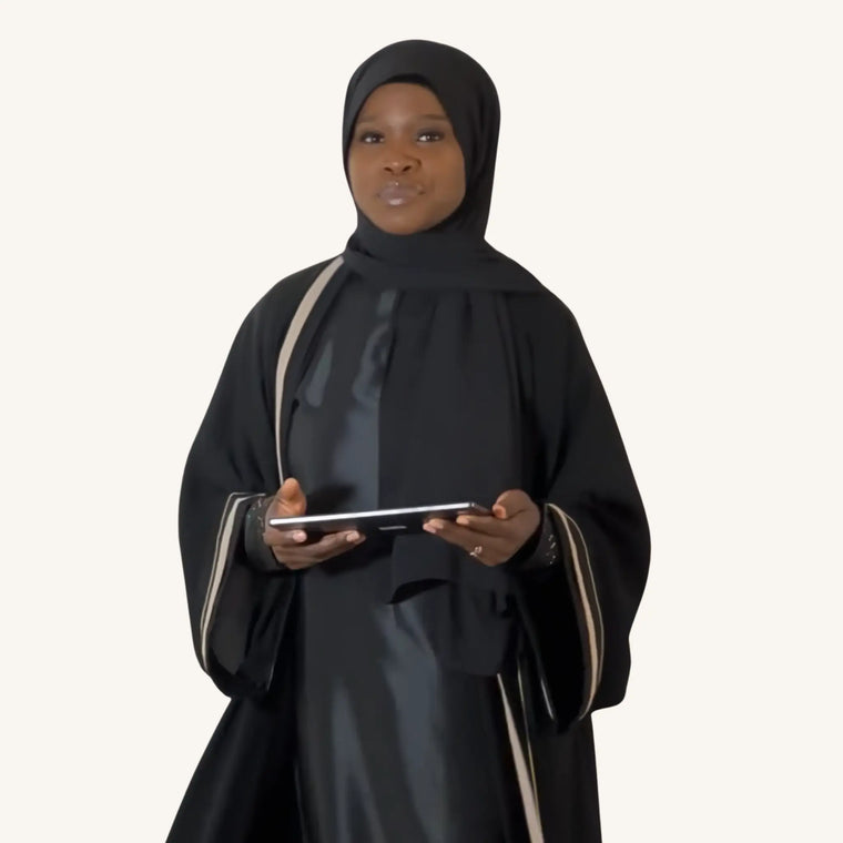 Hijab soie de Médine noir intemporel drapé luxueux fluide — AMEENA boutique islamique