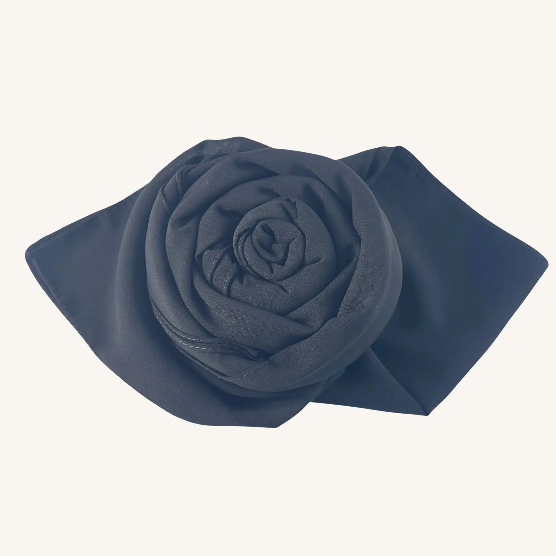 Hijab soie de Médine noir intemporel drapé luxueux fluide — AMEENA boutique islamique