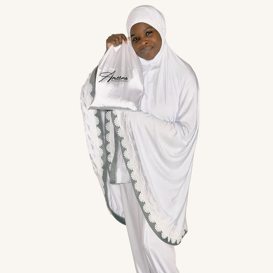 Ensemble de prière malaisien blanc — Telekung brodé | AMEENA