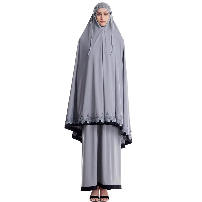 Ensemble malaisien Gris