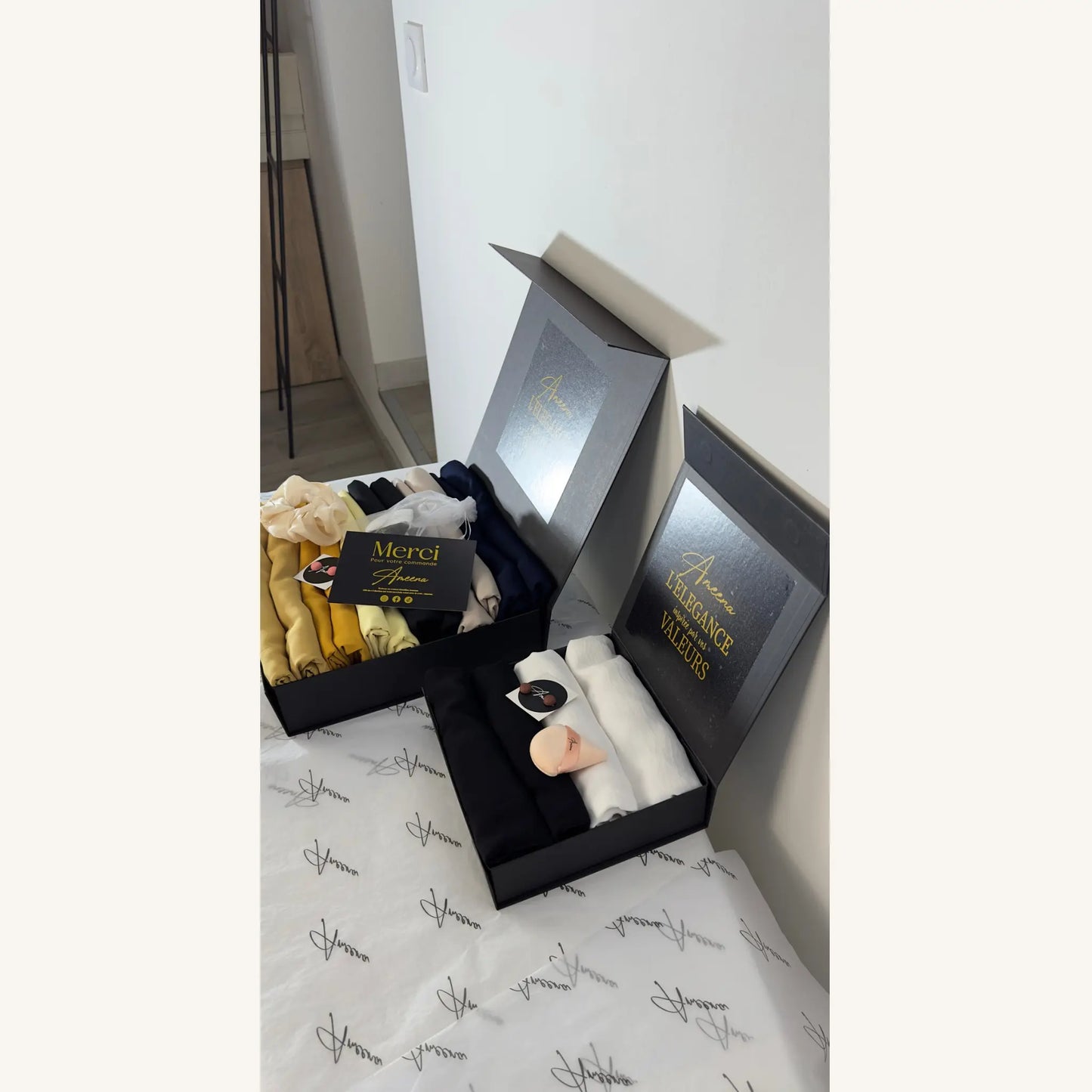 Hijab Box Variété 6 foulards premium jersey soie Médine jazz coffret cadeau — AMEENA