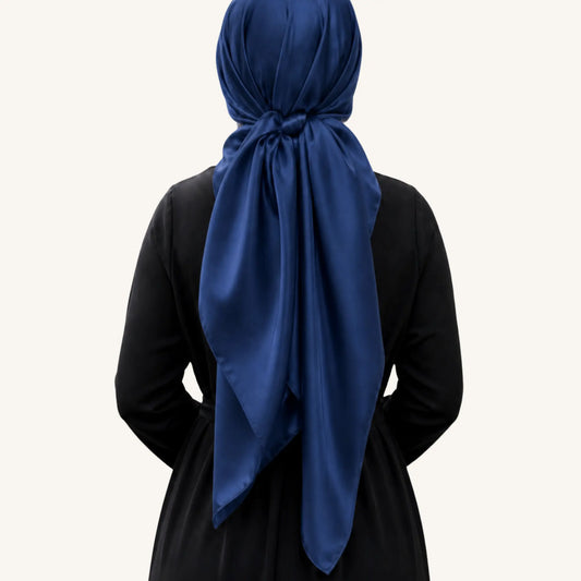 Foulard carré satiné 110x110 cm – Hijab élégant femme AMEENA