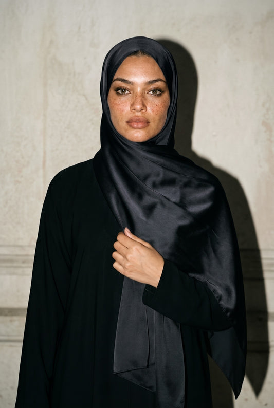 Foulard Le Bracelet – Sur la tête ça dérange, sur la cheville ça passe | AMEENA